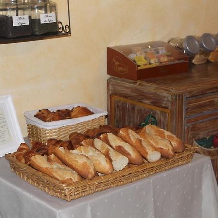 Logis Hotel Restaurant Les Norias Cazilhac  Exterior photo
